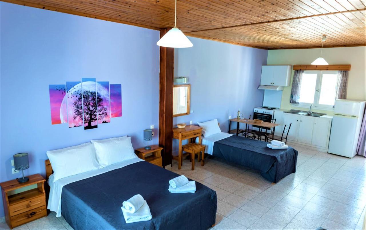 Zois Apartments Nikiana Ngoại thất bức ảnh