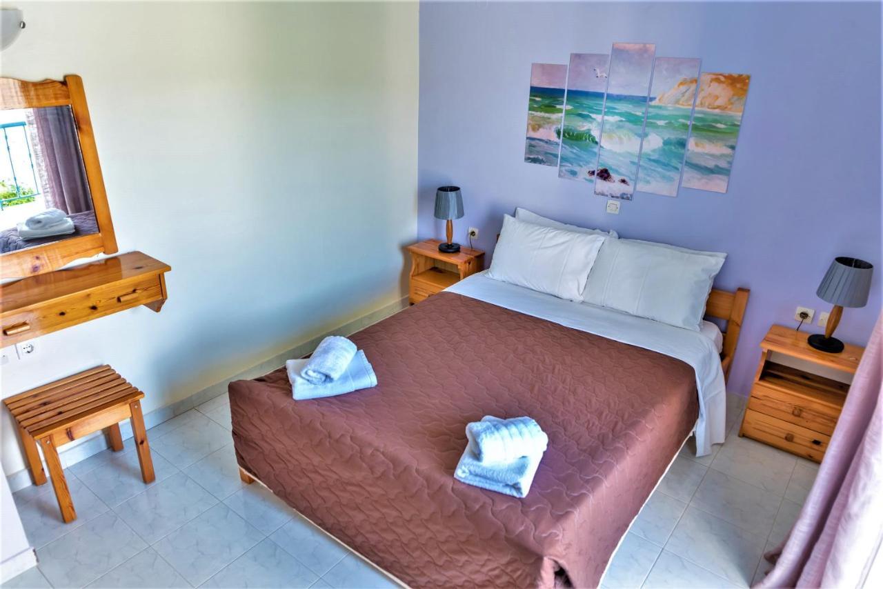 Zois Apartments Nikiana Ngoại thất bức ảnh