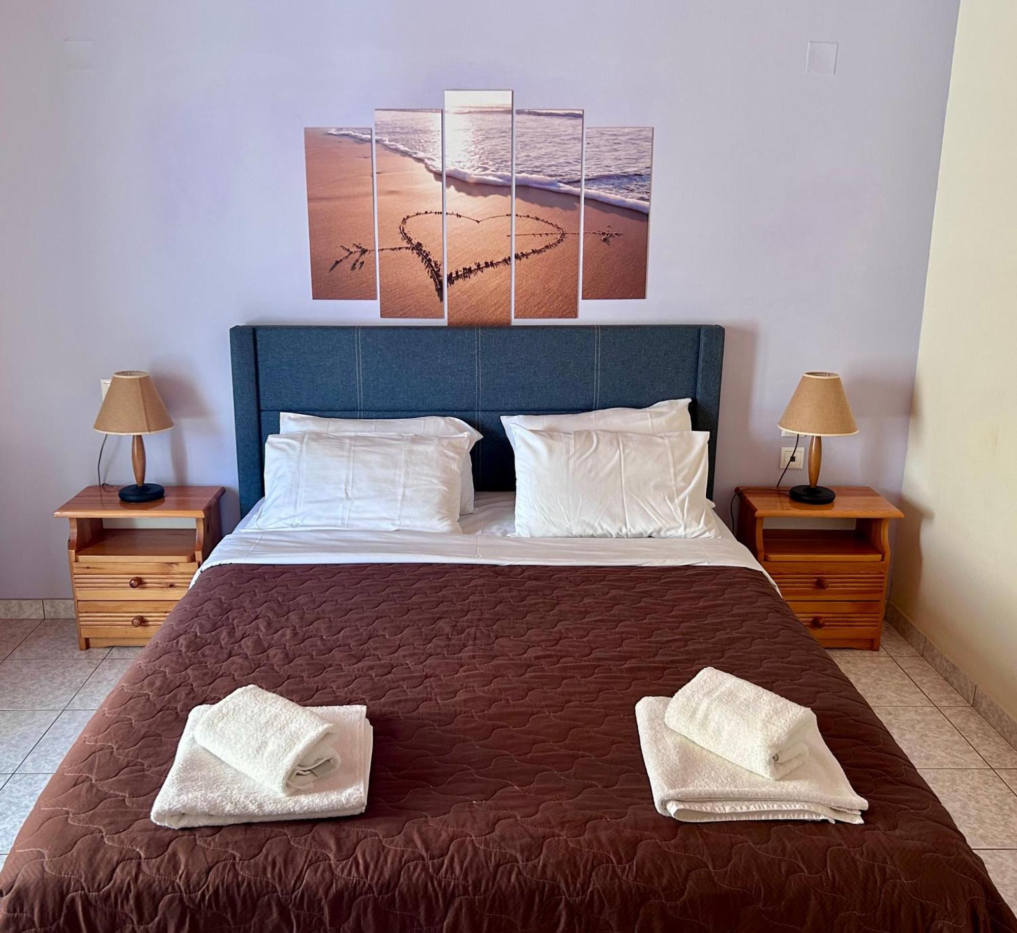 Zois Apartments Nikiana Ngoại thất bức ảnh